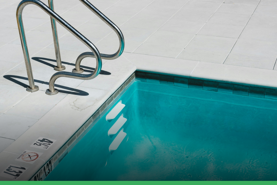 Zo gebruik je zwembadchemicalieën veilig