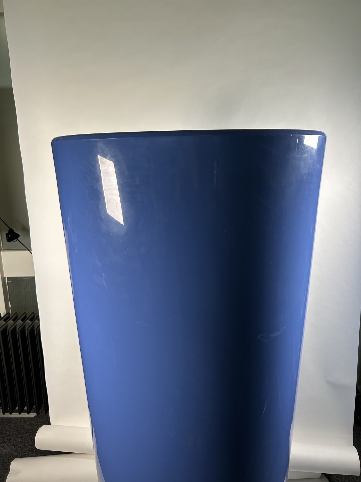Soluvert Regenton blauw met bloembak 350L - tweede kansje