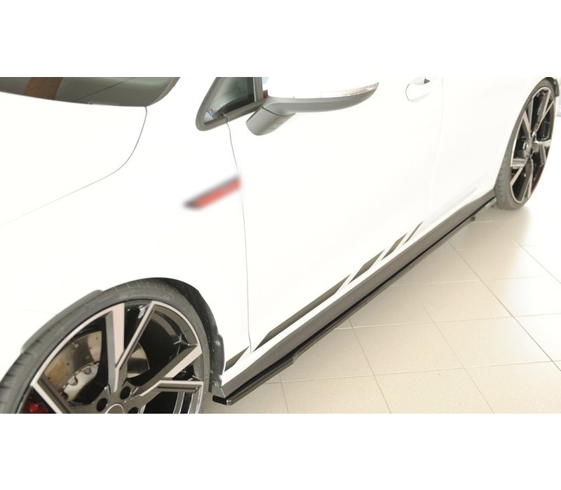 Side Skirts Diffuser voor Volkswagen Golf 8 GTI / GTD / GTE