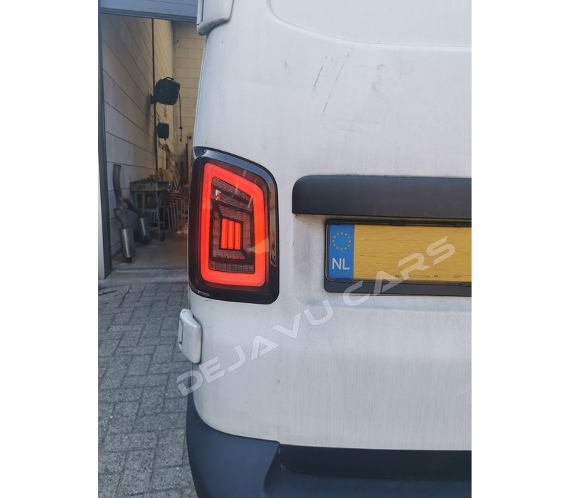 Dynamic LED Tail Lights for Volkswagen Transporter T5 / T5.1
