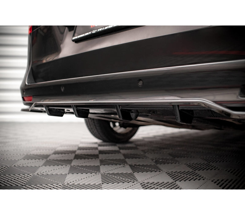 Central Rear splitter für Mercedes Benz V-Klasse W447 Facelift AMG Line