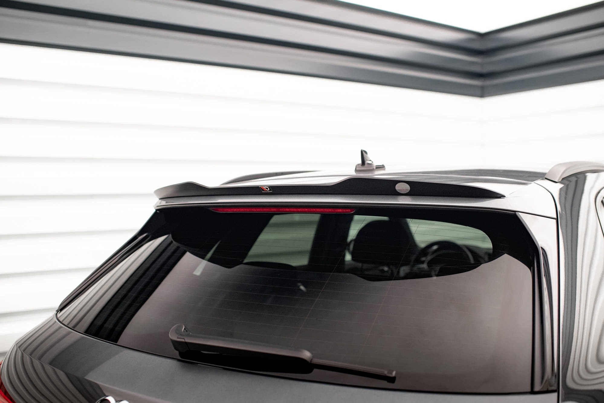 Auto Kofferraum Heck Spoiler für Audi Q3 F3 SUV/Sportback 2018 2019 2020  2021 2022 2023 2024, Spoiler Heckspoiler Heckflügel Car Tuning  Accessories,Carbon Fiber Look : : Auto & Motorrad