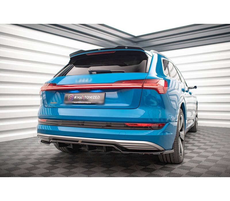 Central Rear Splitter for Audi E-tron
