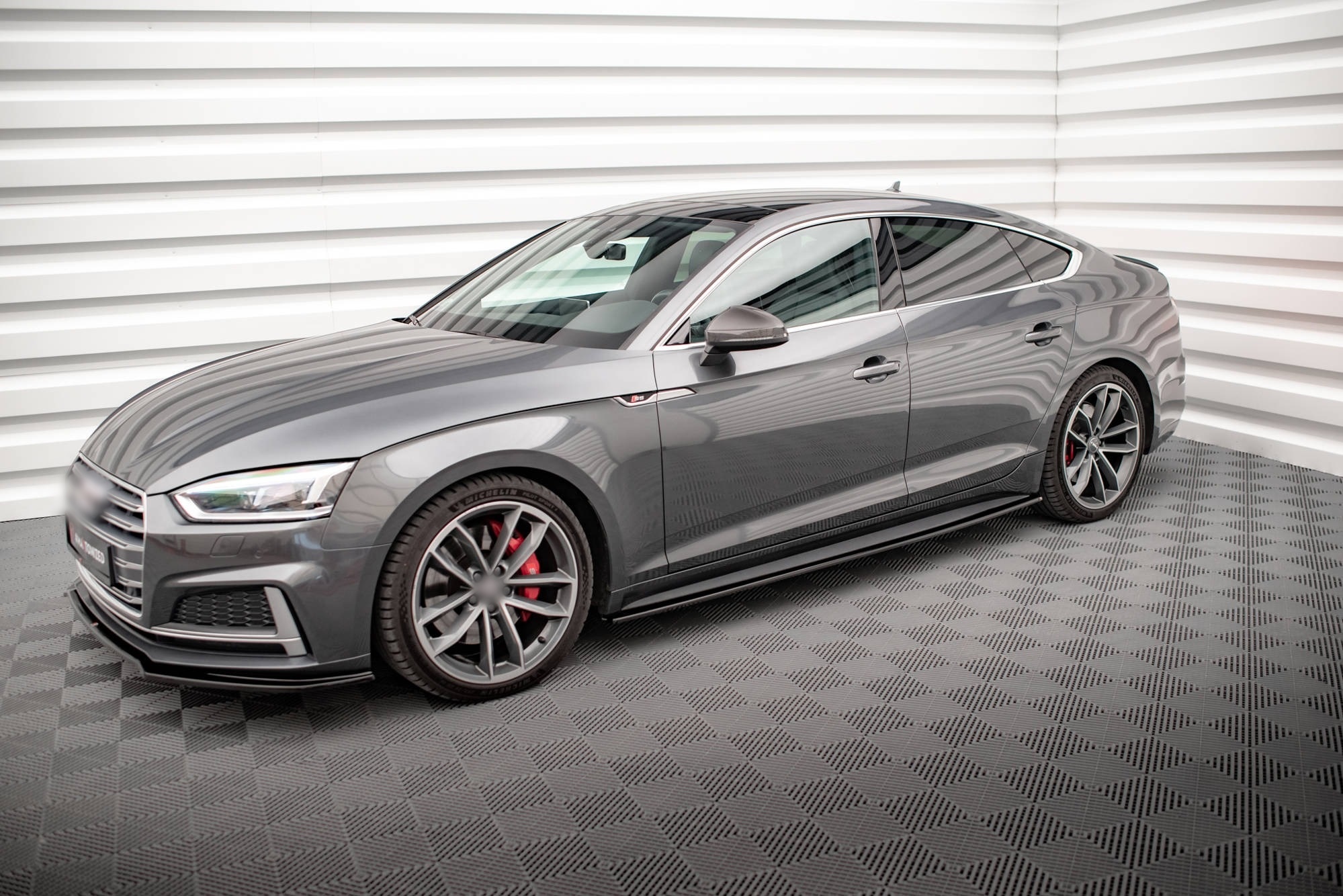 thumbnail image 2 of Maxton Design Gloss Black Side Skirt Diffusers For Audi A4 B9 S Line (Left & Right) - ABS 2 of 3