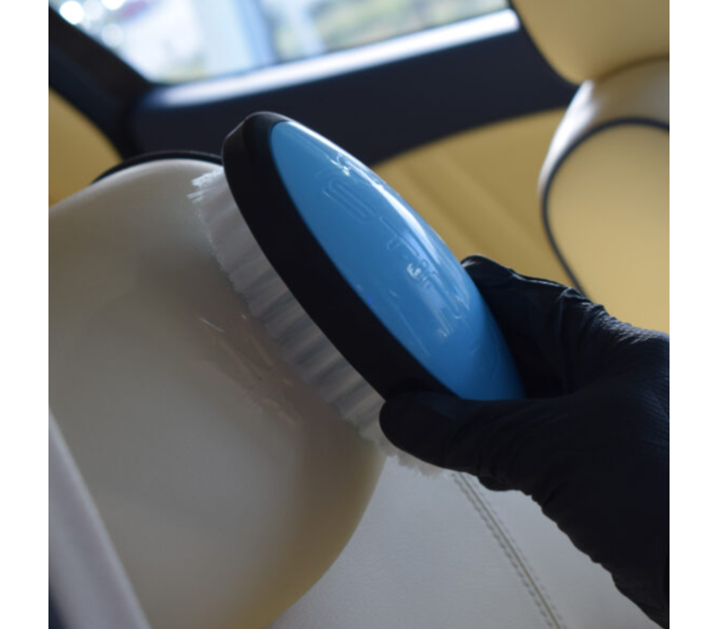 Stipt Cleaning Brush