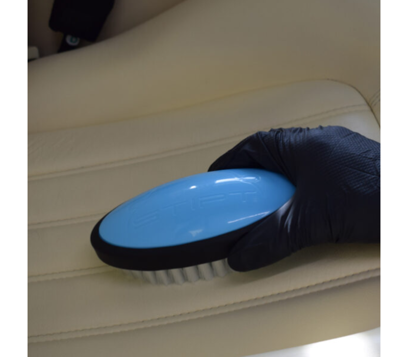 Stipt Cleaning Brush