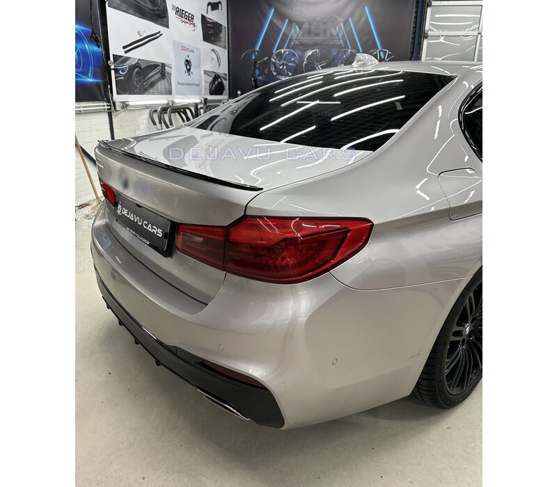 Tailgate spoiler lip for BMW 5 Series G30 / G38 / M Package