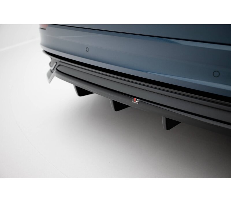 Central Rear Splitter (with vertical bars) für Audi Q8 Mk1