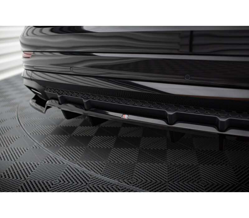 Central Rear Splitter (with vertical bars) V.1 für Audi SQ8 / Q8 S-Line Mk1