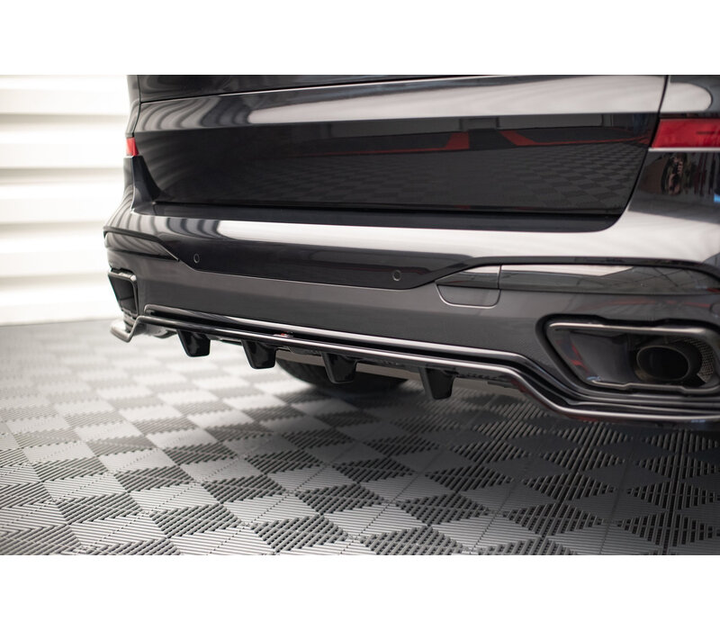 Central Rear Splitter (with vertical bars) für BMW X7 G07 M-Pack