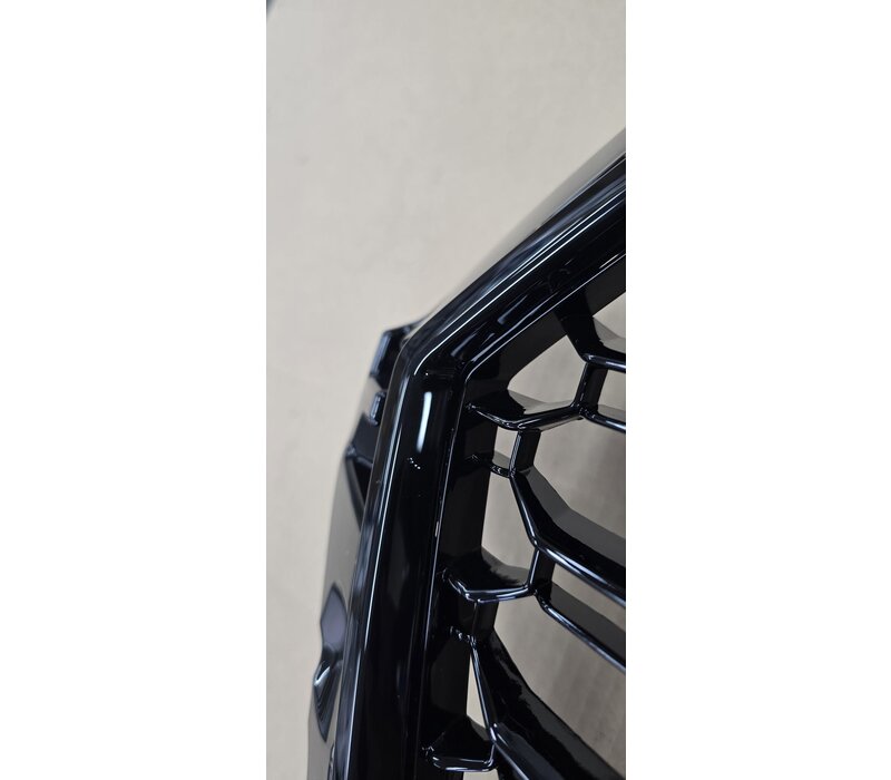 RS3 Look Front Grill  Black Edition for Audi A3 8V / S line / S3 - (B-WARE)