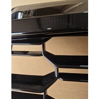 RS3 Look Front Grill Black Edition voor Audi A3 8V / S line / S3 - (B-WARE)