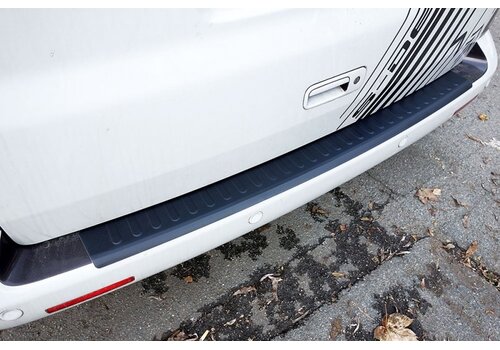 OEM Line ® Bumper bescherming zwart voor Volkswagen Transporter T5 - (B-WARE)