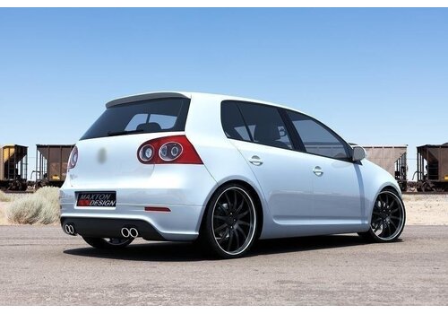Maxton Design R32 (Duplex) Look hintere Stoßstange für Volkswagen Golf 5