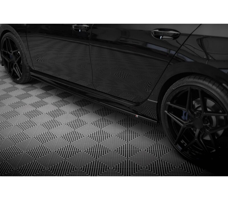 Side Skirts Diffuser V.3 for Volkswagen Golf 8 R / 8.5 R Hatchback