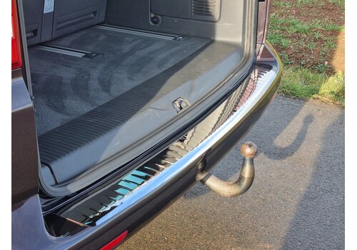 OEM Line ® Bumper protection black for Mercedes Benz W447 V Klasse Vito