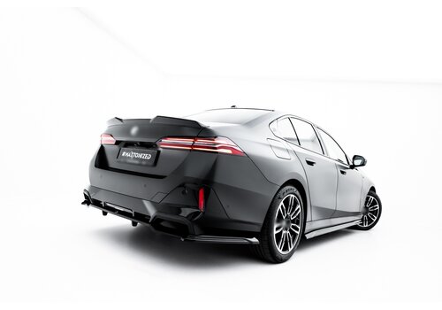 Maxton Design Central Rear Splitter (with vertical bars) for BMW 5 serie Sedan/Touring G60/G61 / i5 M-Pack