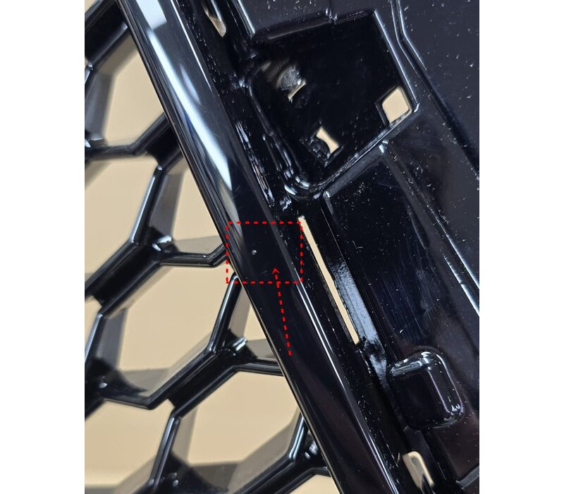 RS3 Quattro Look Kühlergrill für Audi A3 8V / S line / S3 -  (B-WARE)