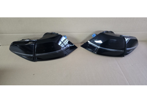 OEM Line ® Facelift Dynamic LED Tail Lights for Volkswagen Golf 7 & 7.5 -  (B-WARE)