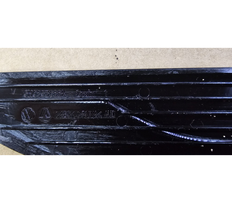 Original | Volkswagen Golf 8 R | Fender R Emblem (Right)