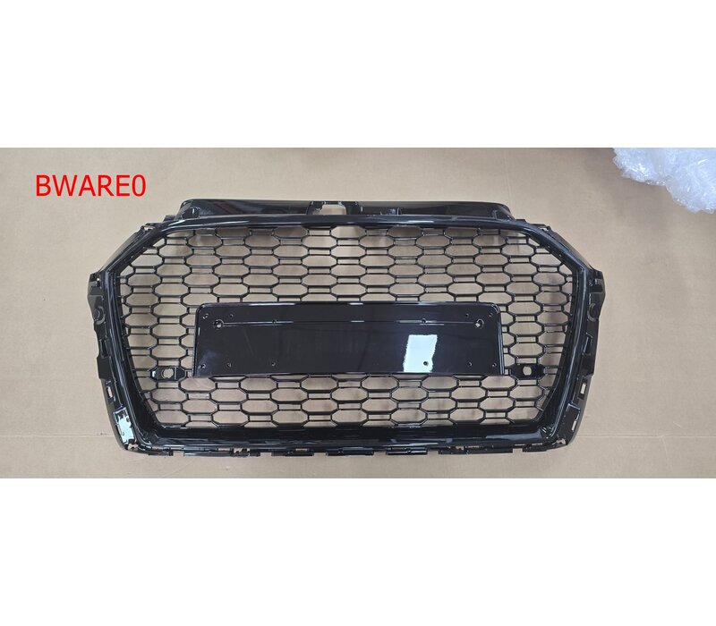 RS3 Look Kühlergrill Black Edition für Audi A3 8V / S line / S3 - (B-WARE)