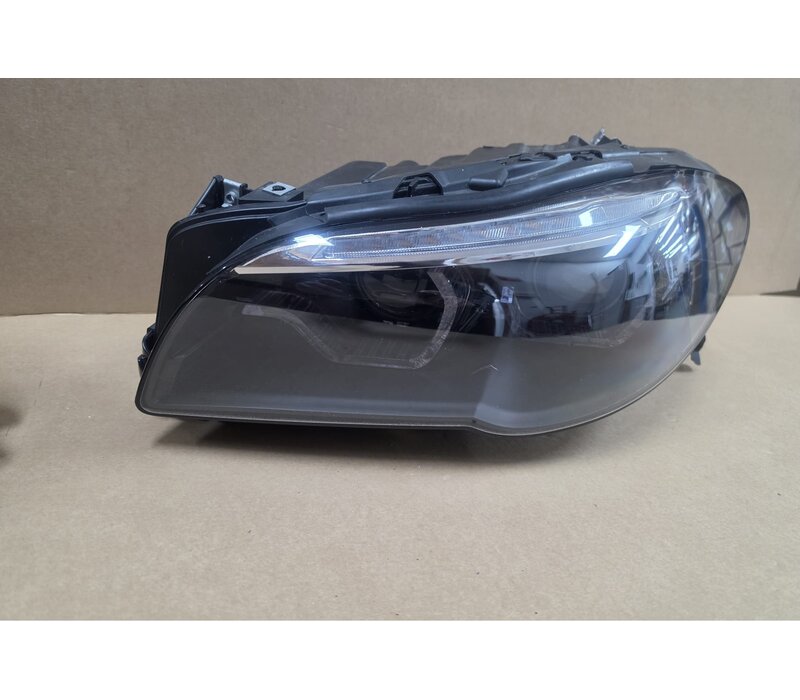 Bi-Xenon-Scheinwerfer AFS Angel Eyes LED DRL für BMW F10 / F11