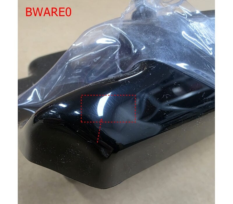 Central Rear Splitter (with vertical bars) voor BMW XM G09 - (B-WARE)
