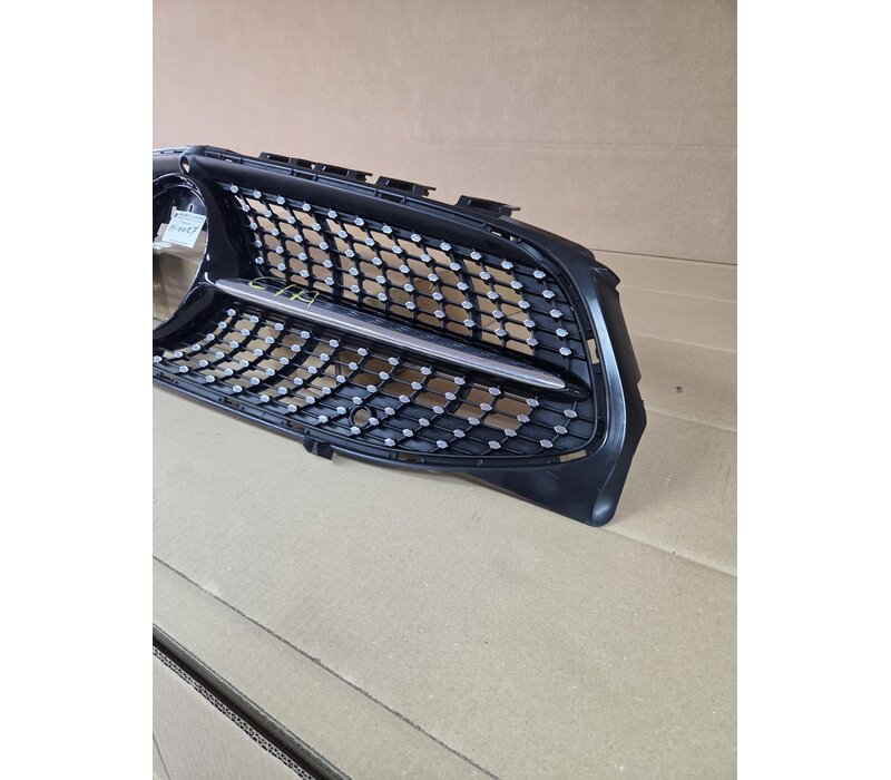 Original | Diamond Front grille Mercedes Benz CLA Class W118