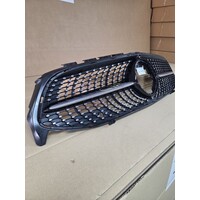 Original | Diamond Front grille Mercedes Benz CLA Class W118