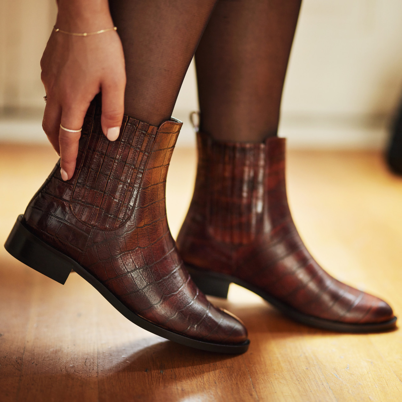 Vendôme Chey croco brown calfskin leather boots