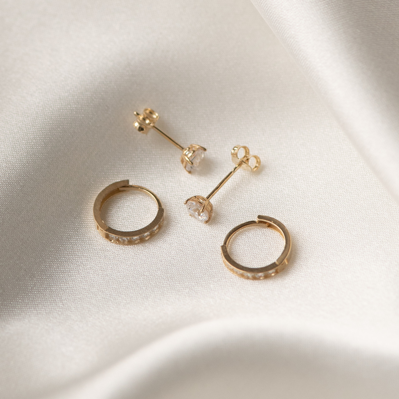 Isabel Bernard Cadeau d'Isabel 14 karat gold earring set with zirconia stones