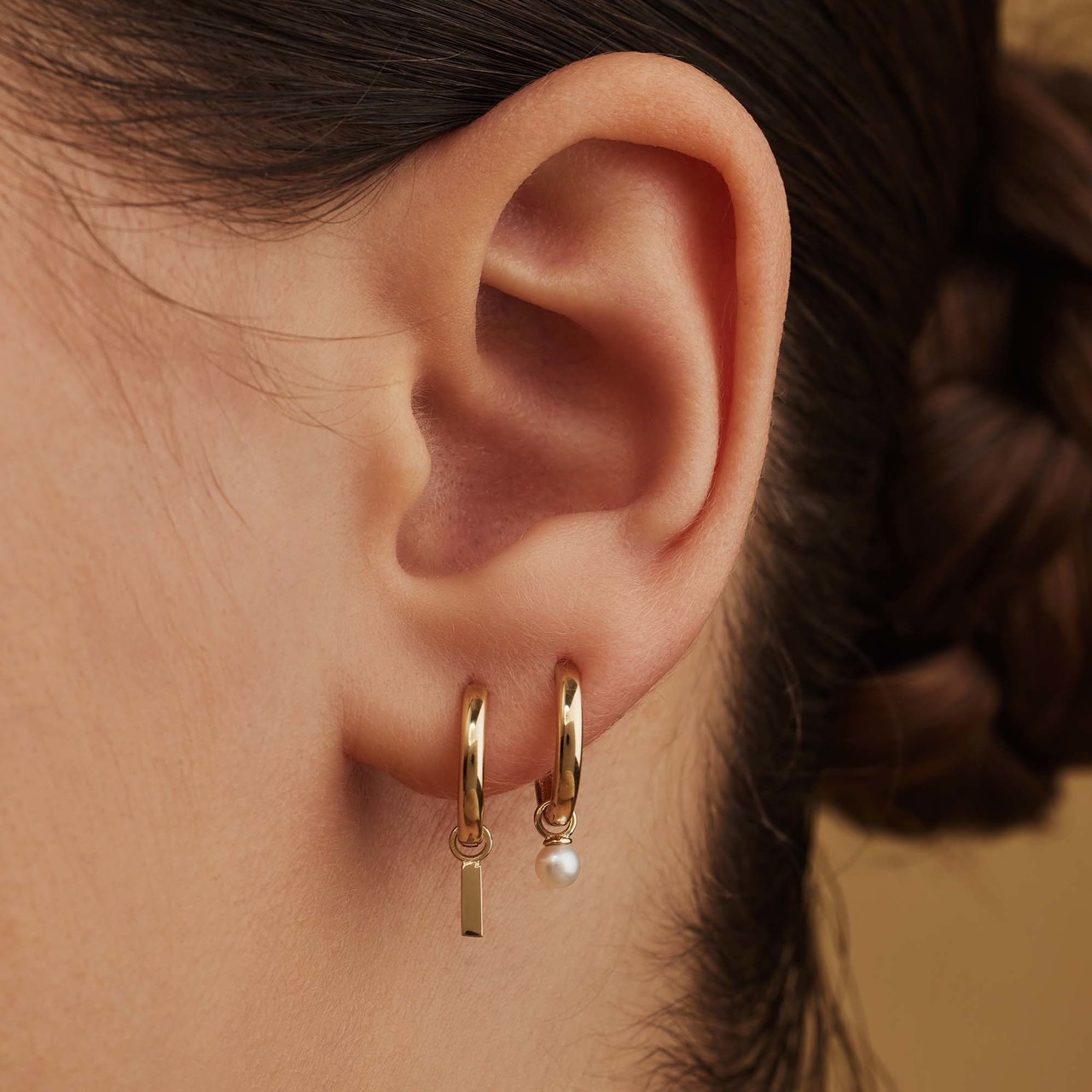 Isabel Bernard Belleville Luna 14 karat gold hoop earrings with freshwater pearl