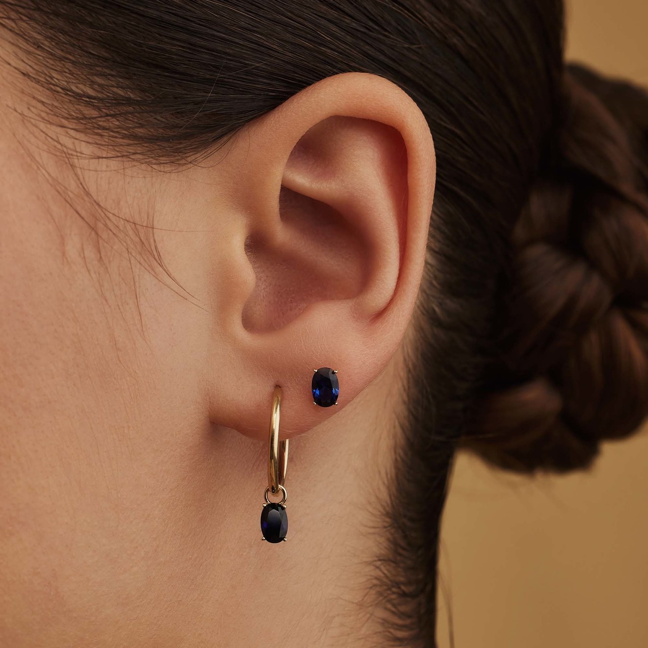 Isabel Bernard Baguette Nila 14 karat gold stud ear studs with blue zirconia stone