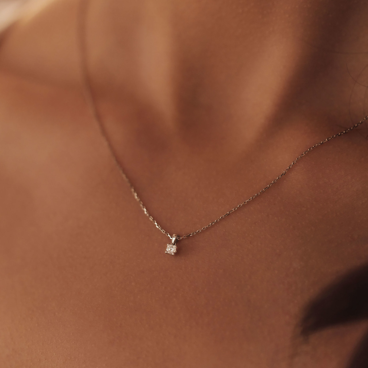 Isabel Bernard De la Paix Celesse 14 karat white gold necklace with diamond 0.07 carat