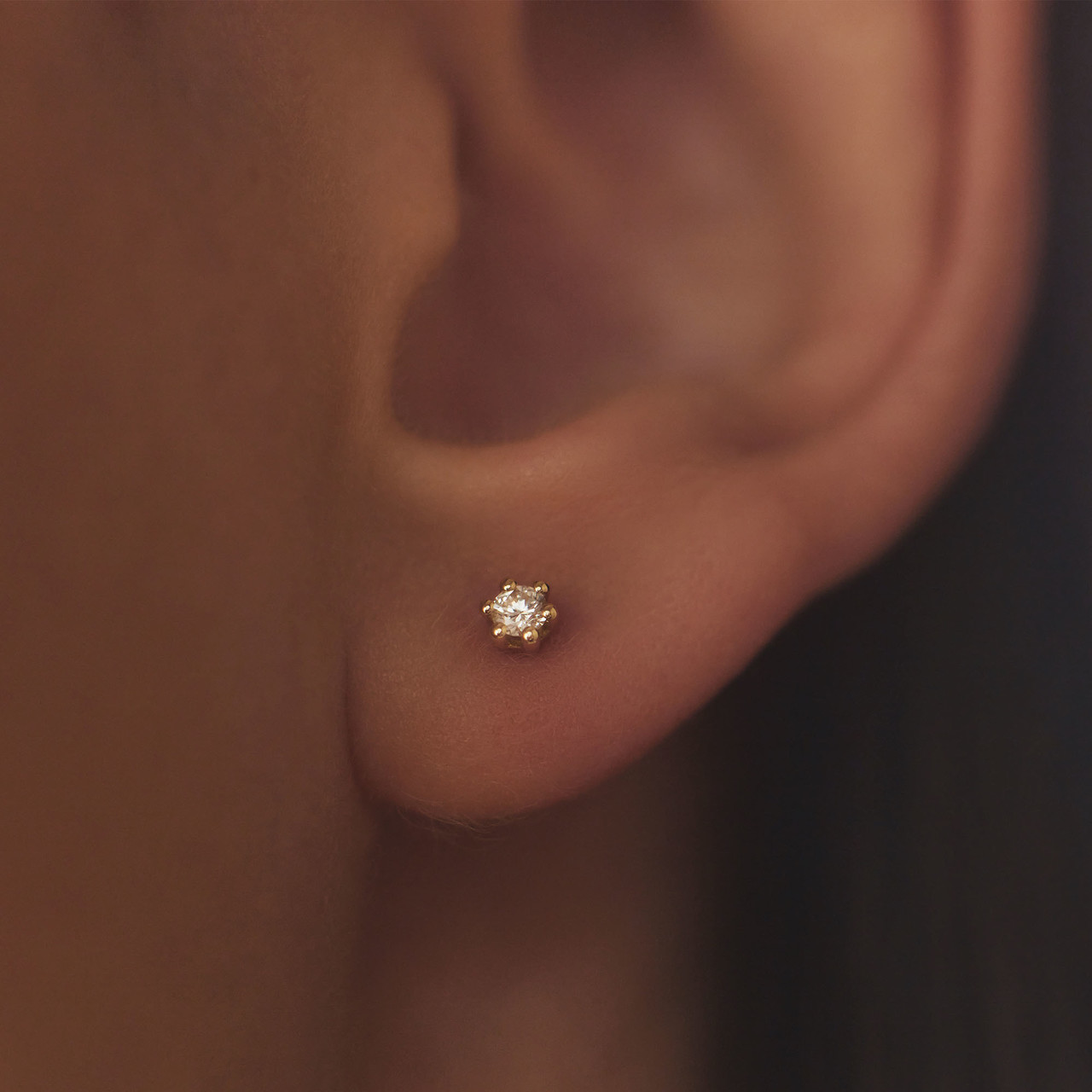 Isabel Bernard De la Paix Emily 14 karat gold stud ear studs with diamond 0.10 carat