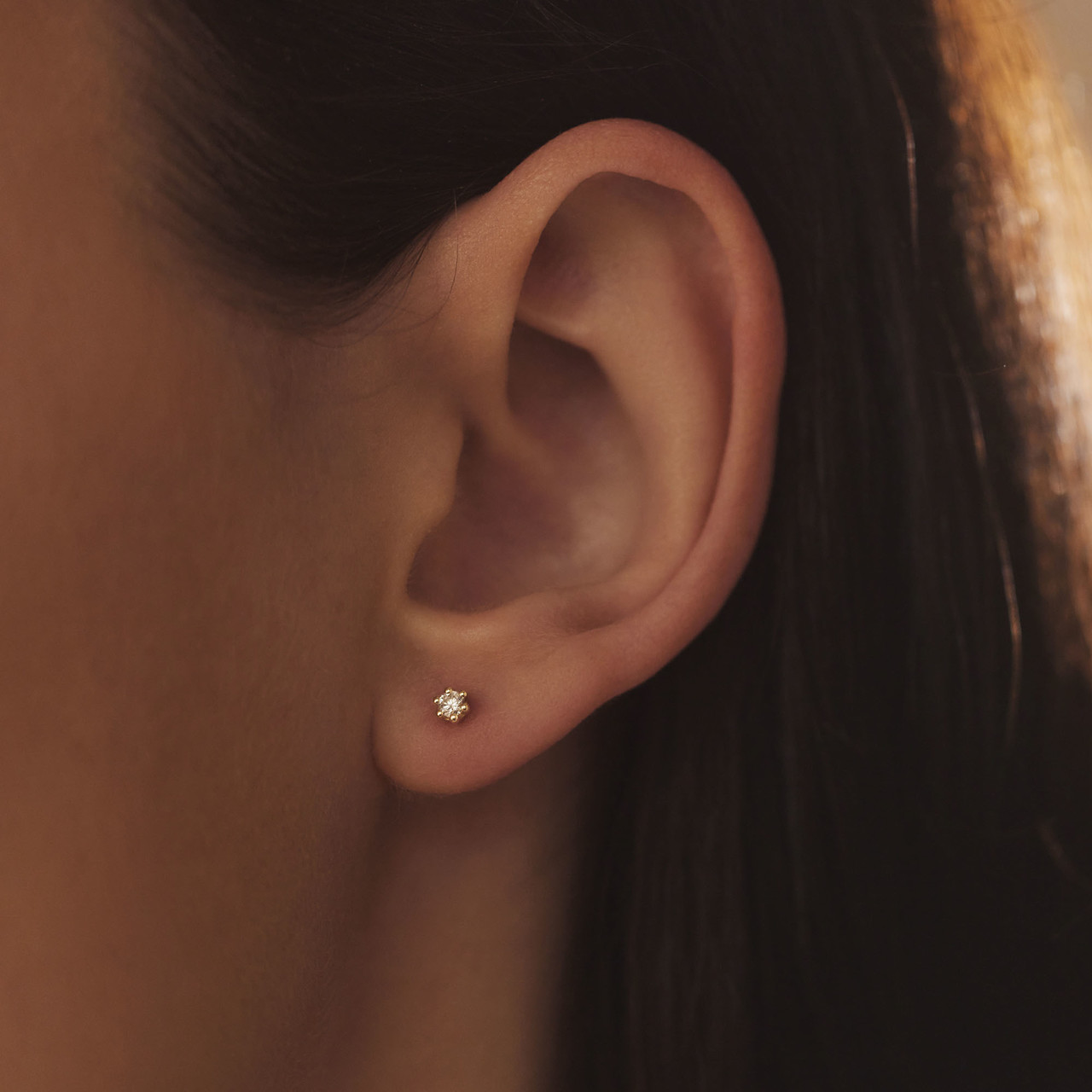 Isabel Bernard De la Paix Emily 14 karat gold stud ear studs with diamond 0.10 carat