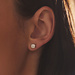 Isabel Bernard De la Paix Hanaé clous d'oreilles en or blanc 14 carats avec diamant 0.28 carat
