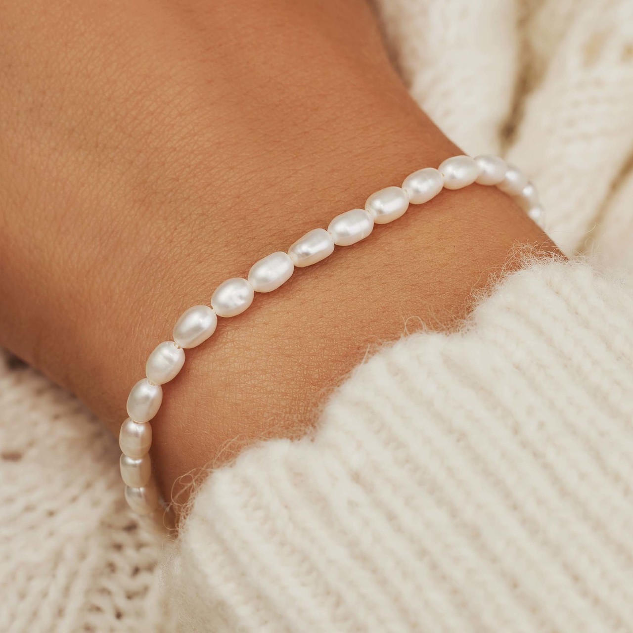Isabel Bernard Aidee Marissa 14 karat gold bracelet with freshwater pearls