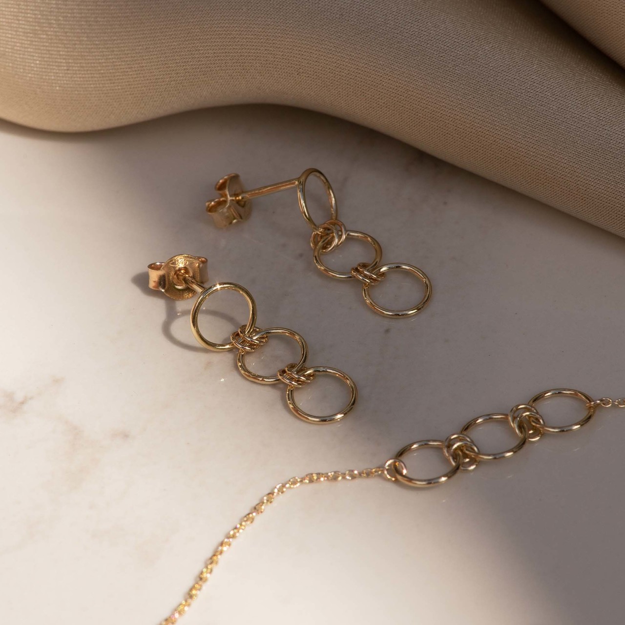 Isabel Bernard Belleville Anna 14 karat gold bracelet with rings