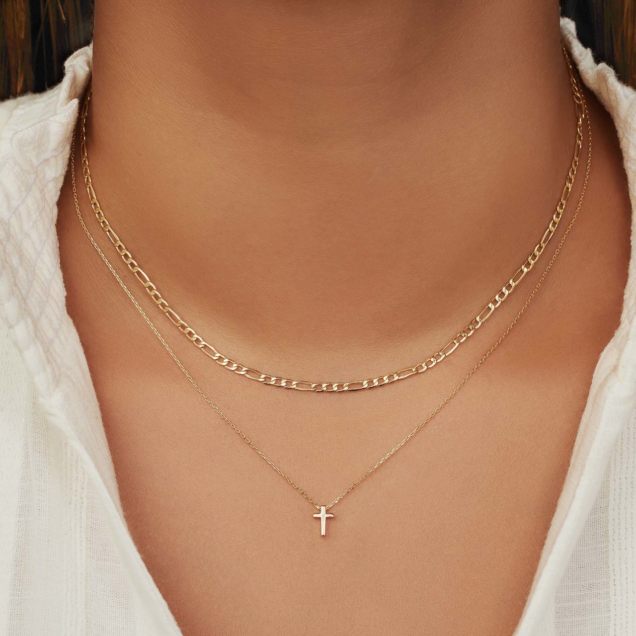 Isabel Bernard Monceau Solange 14 karat gold necklace with cross