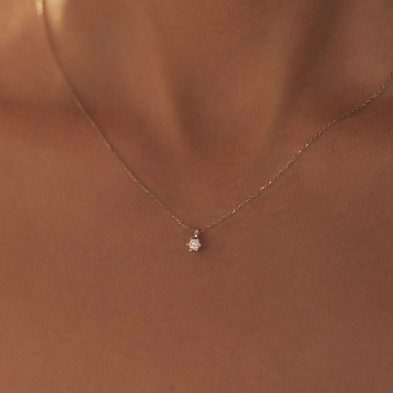 Isabel Bernard Cadeau d'Isabel 14 karat white gold necklace and ear studs gift set with diamond 0.30 carat