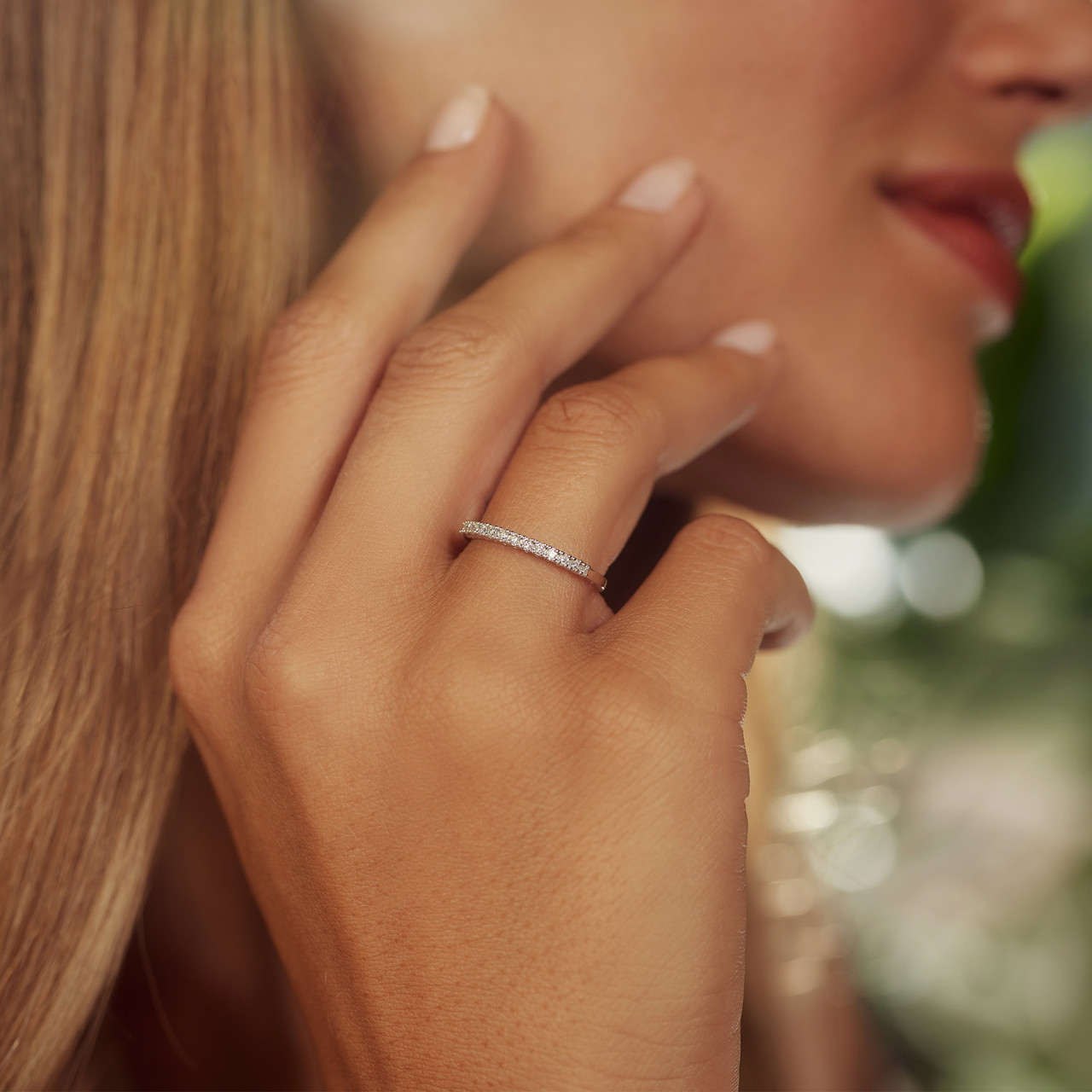 Isabel Bernard De la Paix Madeline 14 karat white gold ring with diamond 0.14 carat