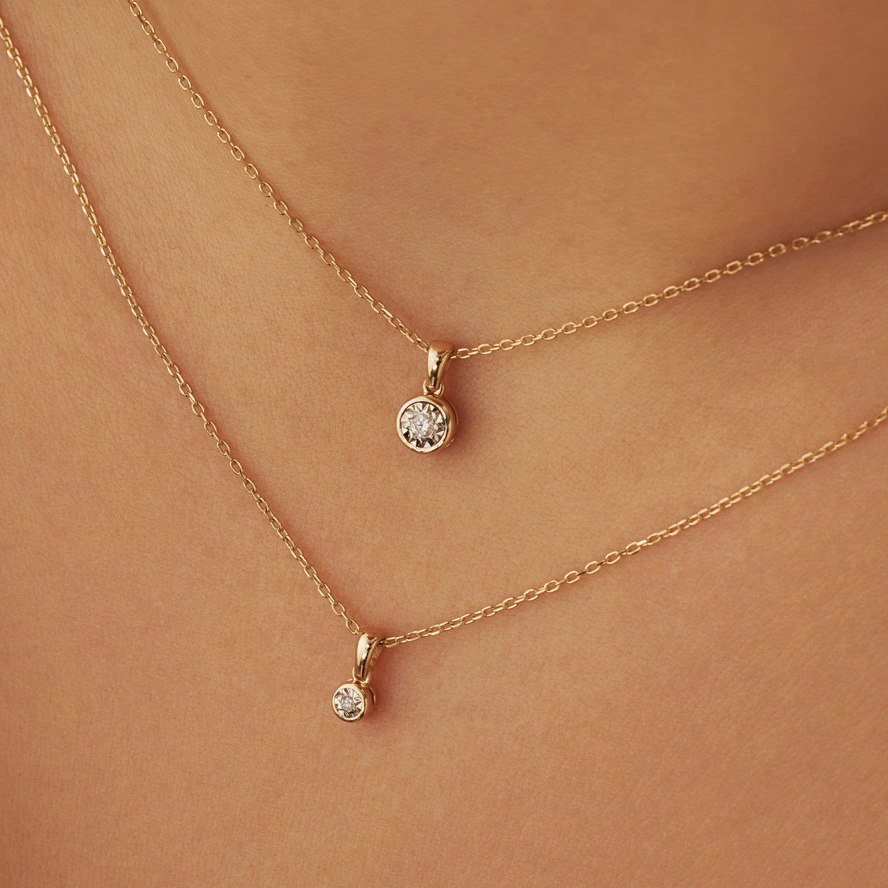 Isabel Bernard De la Paix Inaya 14 karat gold necklace with diamond 0.01 carat