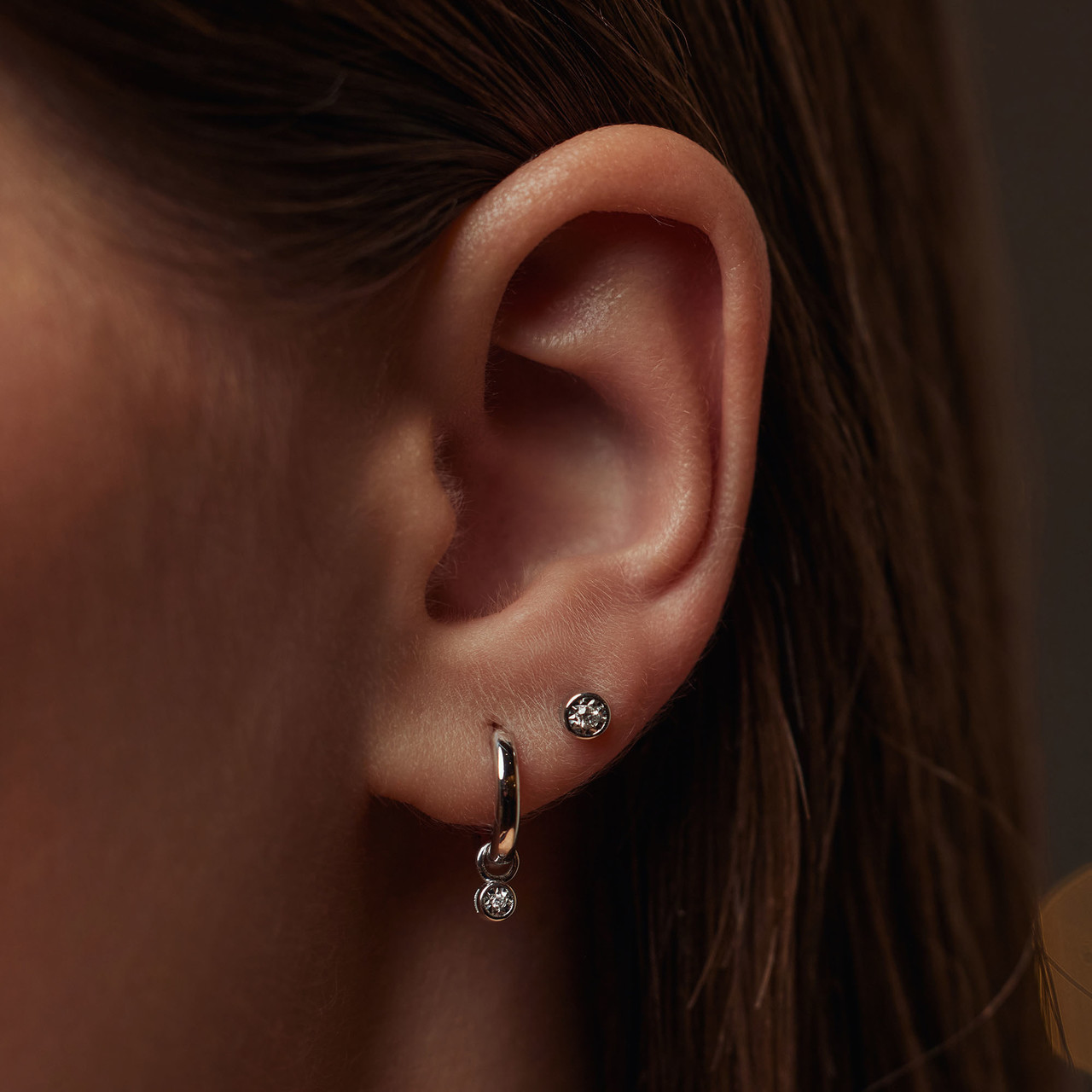 Isabel Bernard De la Paix Inaya 14 karat white gold hoop earrings with diamond 0.02 carat