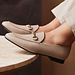 Isabel Bernard Vendôme Fleur taupe kalveskind loafers