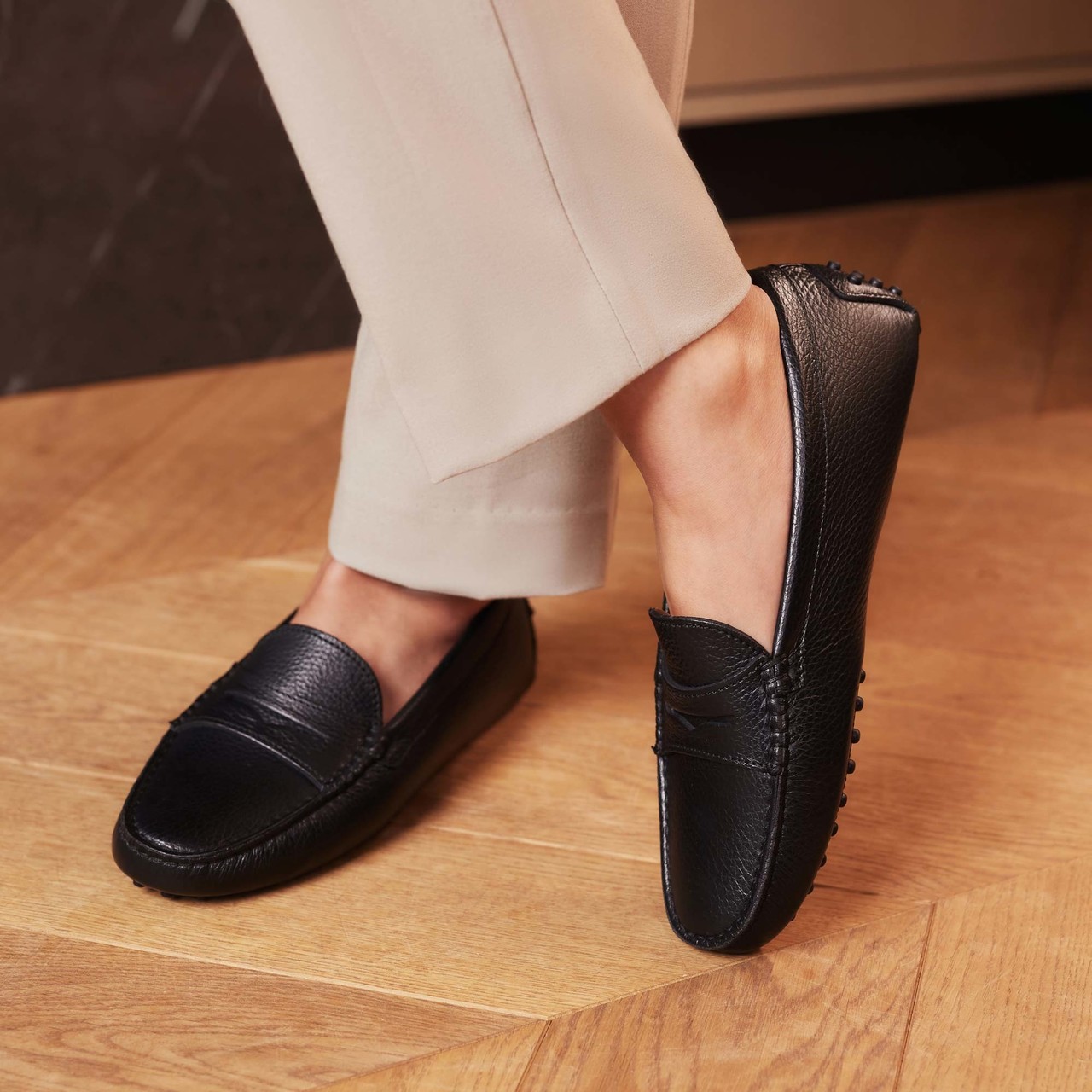 Isabel Bernard Vendôme Marie black calfskin leather moccasins