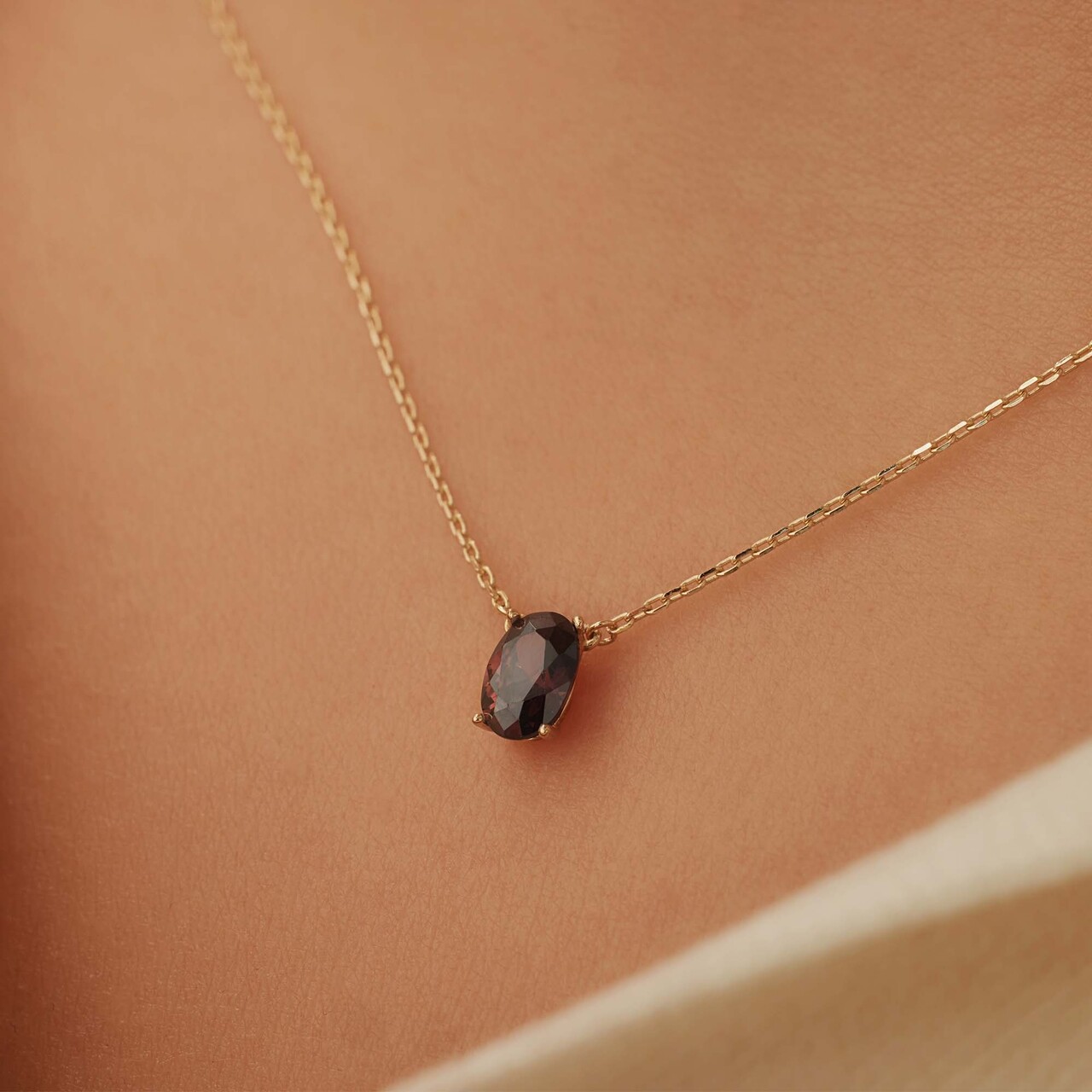 Isabel Bernard Baguette Brune 14 karat gold necklace with brown zirconia stone