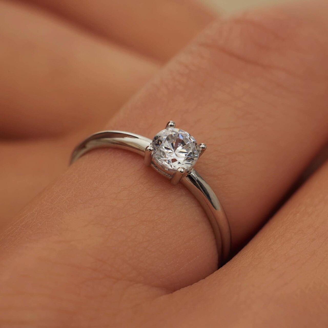 Isabel Bernard Saint Germain de Buci 14 karat white gold ring with zirconia stone