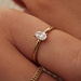 Isabel Bernard Baguette Genevieve 14 karaat gouden ring met witte zirkonia steen