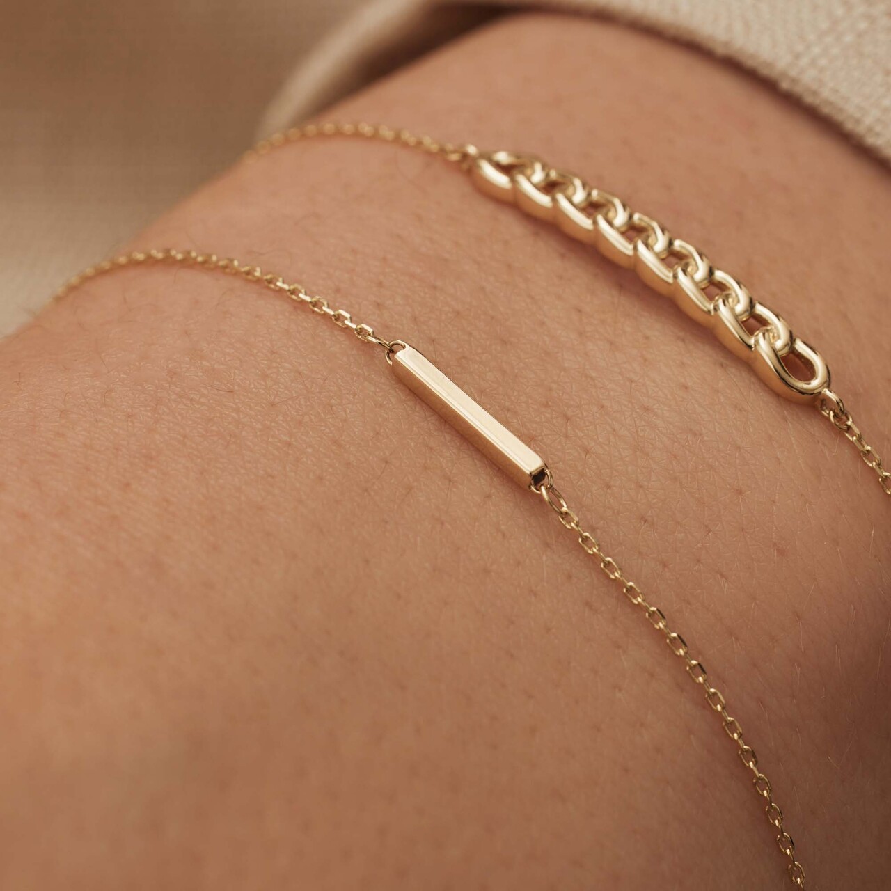 Isabel Bernard Le Marais Rosalie 14 karat gold bracelet with rod